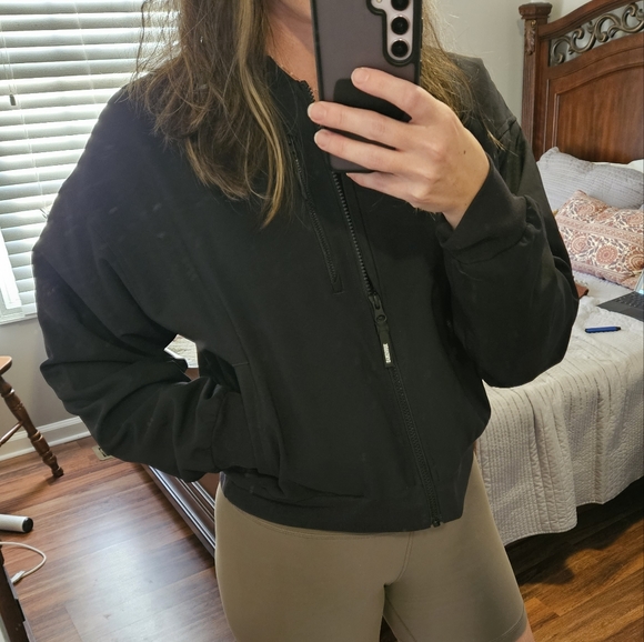 Womens Gymshark bomber jacket - Picture 7 of 7